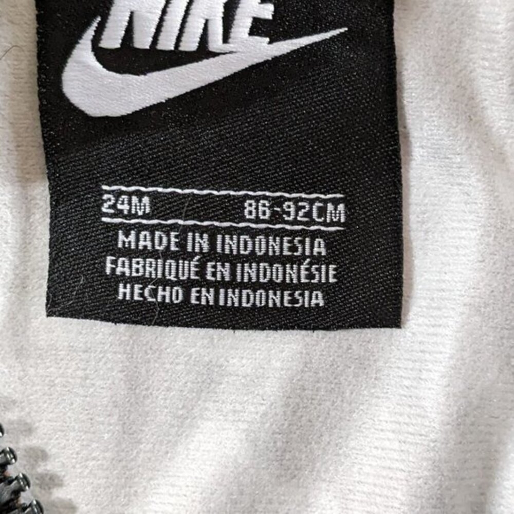 Kids Nike Tracksuit‎ black camouflage jacket pants size 24 months - Picture 2 of 3